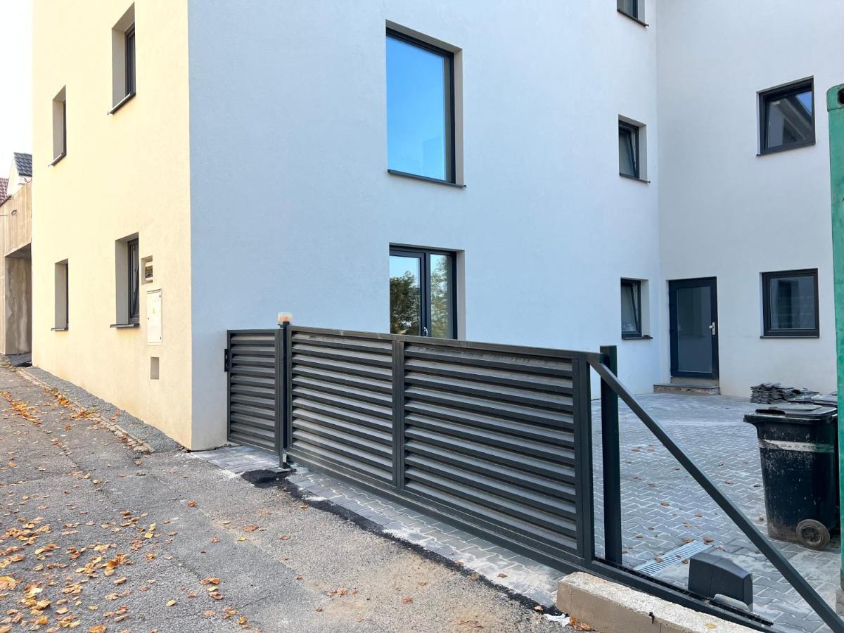 Byt Apartman 74M2 Vyhled Klid Priroda Πράγα Εξωτερικό φωτογραφία